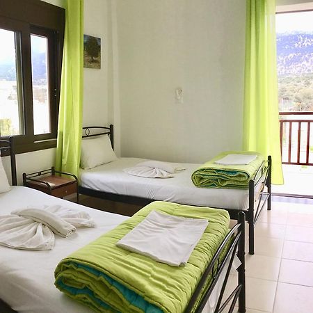 Platanos Rooms Sinoikismos Kambos 外观 照片
